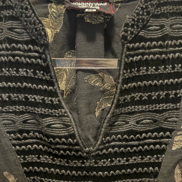 Johnny Was Gold Feather Bell Sleeve Blouse Sz XS - Picture 5 of 7